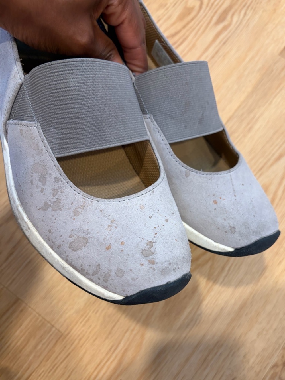 Vionic Cadee suede Mary Jane shoes - Picture 6 of 13